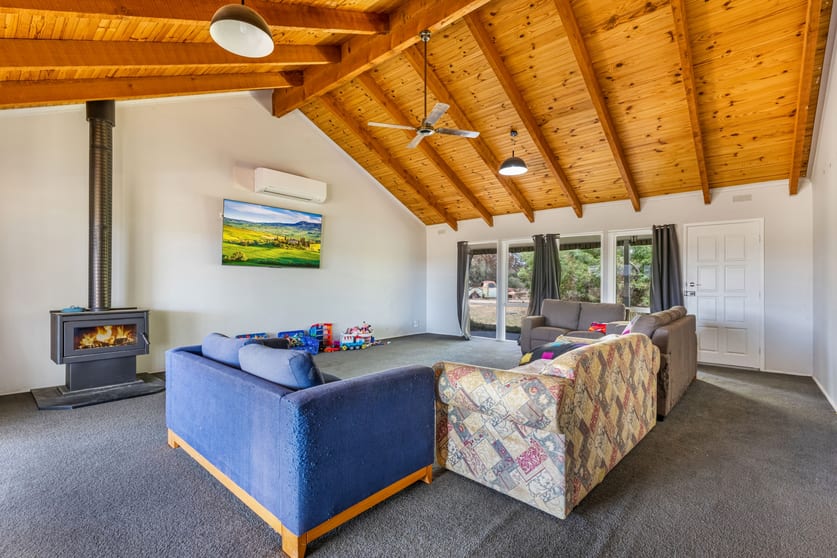 Click to view all images 2421 Charlton-St Arnaud Road Coonooer Bridge VIC 3477 - Image 3