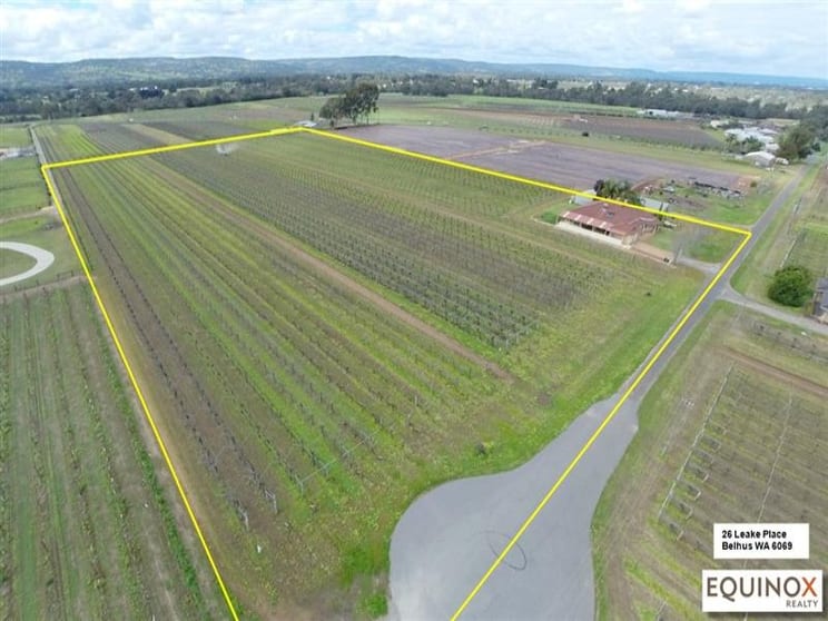 Click to view all images 26 Leake Place Belhus WA 6069 - Image 1