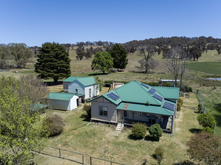 Click to view all images 3020 Niangala Road Walcha NSW 2354 - Image 3