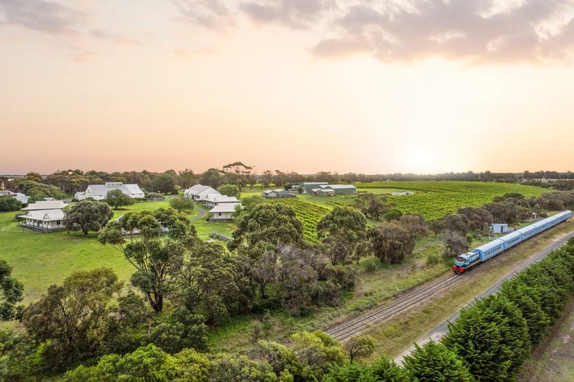 Click to view all images 2135 Bellarine Highway Point Lonsdale VIC 3225 - Image 3