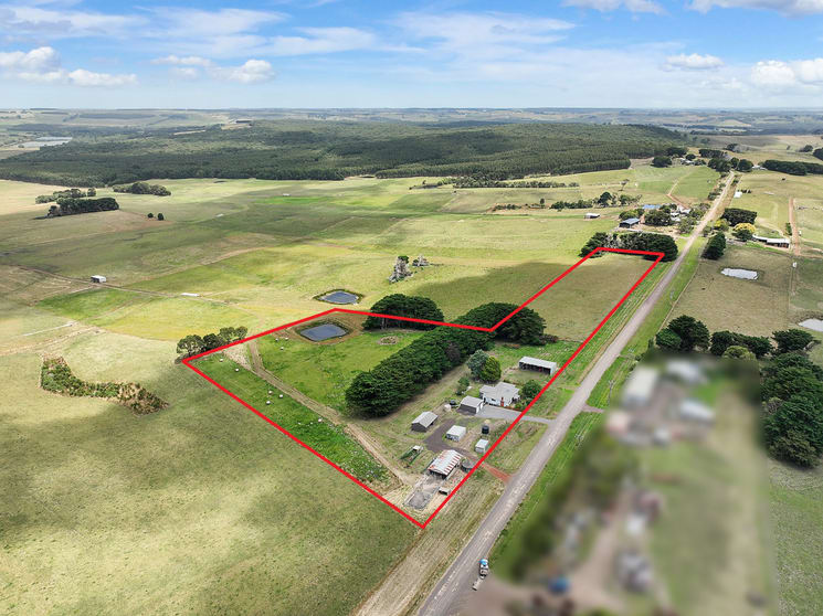 Click to view all images 121 Guys Road Cooriemungle VIC 3268 - Image 1
