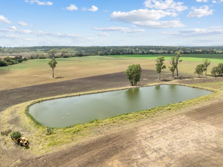 Click to view all images 338 Darley Estate Road Kunioon QLD 4615 - Image 3