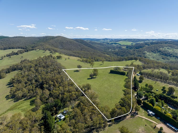 Click to view all images 131 Karawina Drive Hampton NSW 2790 - Image 1
