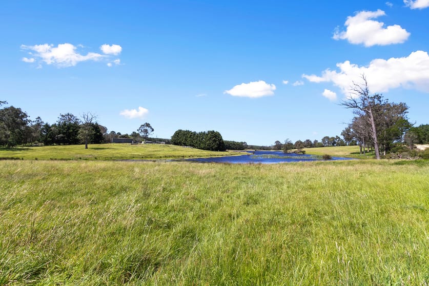 Click to view all images 1184 Munro-Stockdale Road Stockdale VIC 3862 - Image 3