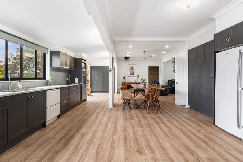 Click to view all images 324 Red Hill Road Bathurst NSW 2795 - Image 3