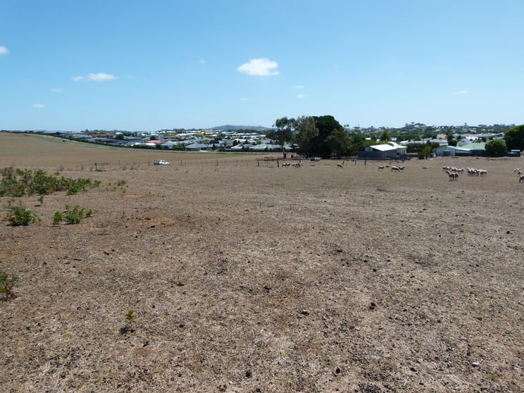 Click to view all images 156 Attamurra Road Glenburnie SA 5291 - Image 3