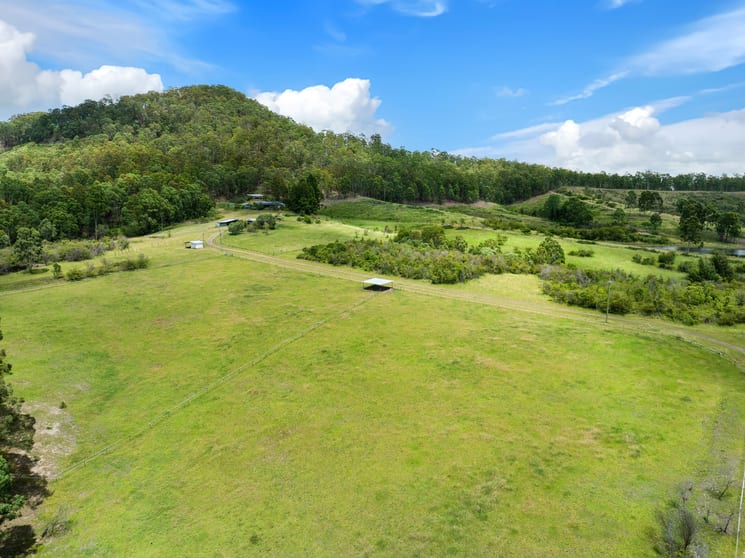 Click to view all images 692 Firth Heinz Road Pillar Valley NSW 2462 - Image 2