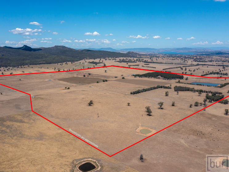 Click to view all images 2, 92 Paterson Road Gerogery NSW 2642 - Image 2