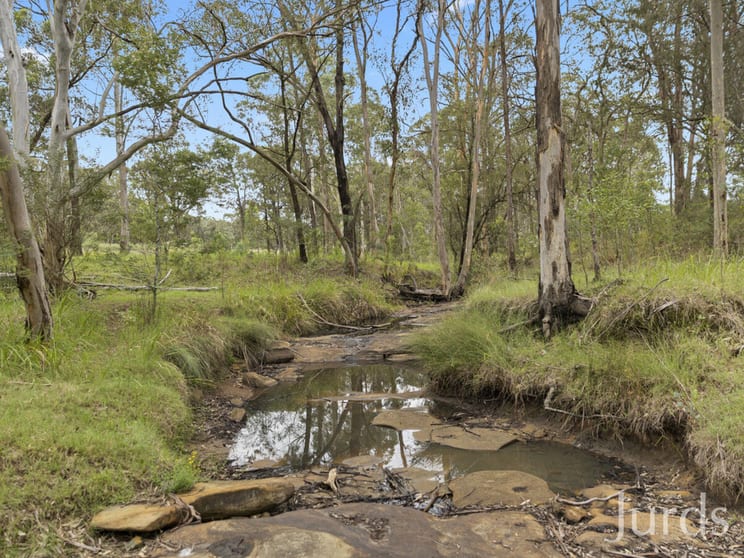 Click to view all images 93 Lindsay Road North Rothbury NSW 2335 - Image 2