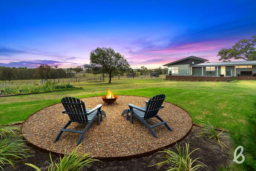 Click to view all images 104 Leconfield Road Branxton NSW 2335 - Image 2