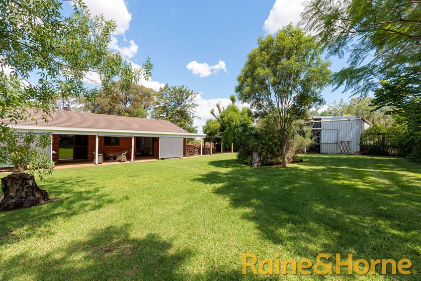 Click to view all images 10L Terra Drive Dubbo NSW 2830 - Image 1