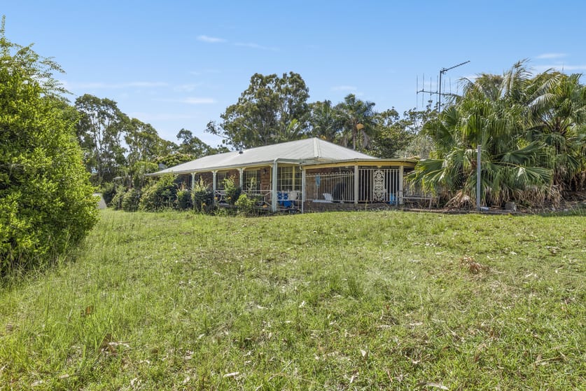Click to view all images 35 Lantana Road Byabarra NSW 2446 - Image 2