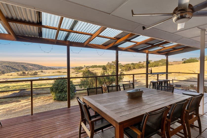 Click to view all images 205A Through Road Tooperang SA 5255 - Image 2