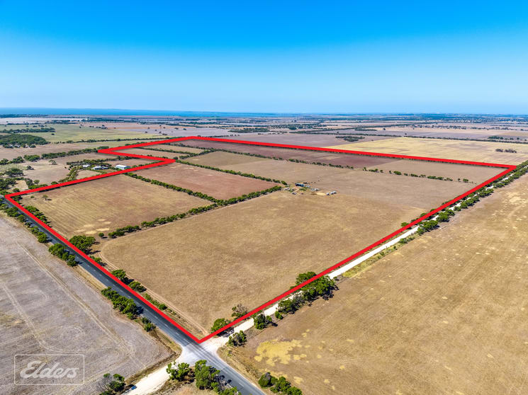 Click to view all images 172 Narilla Road Finniss SA 5255 - Image 1