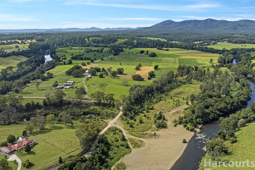 Click to view all images 222 Koree Island Road Beechwood NSW 2446 - Image 2