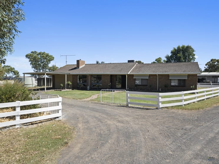 Click to view all images 785 Bells Road Caniambo VIC 3630 - Image 2