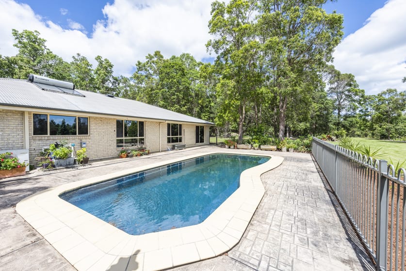 Click to view all images 343 Dinjerra Road Glenugie NSW 2460 - Image 2