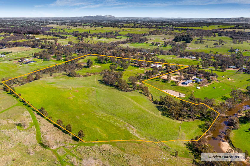 Click to view all images 1150 Sugarloaf Creek Road, Sugarloaf Creek via Broadford VIC 3658 - Image 2