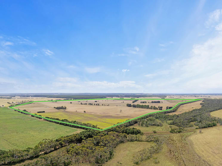 Click to view all images 753 Sinclair Settlement Road Drumborg VIC 3304 - Image 3
