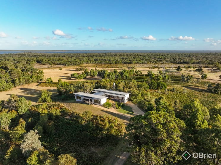 Click to view all images 700 Lower Goon Nure Road Goon Nure VIC 3875 - Image 1