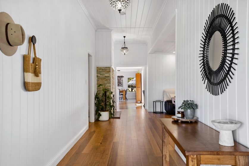 Click to view all images 1467 Middle Road Peak Crossing QLD 4306 - Image 3