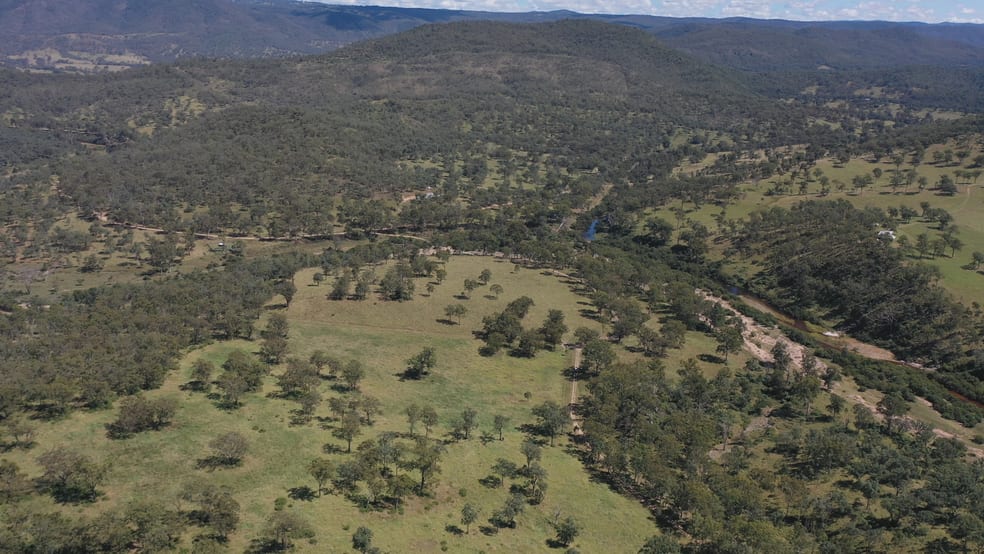 Click to view all images 23 Rivertree Road Tenterfield NSW 2372 - Image 2