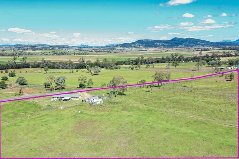 Click to view all images 140 Kelly Road Silverdale QLD 4307 - Image 2