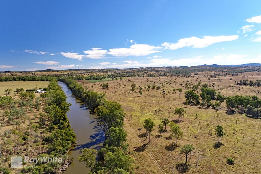 Click to view all images 'Akuna' Playfields Road Ulogie QLD 4702 - Image 1