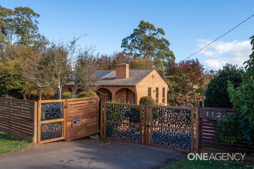 Click to view all images 112 Poimena Road West Mooreville TAS 7321 - Image 2