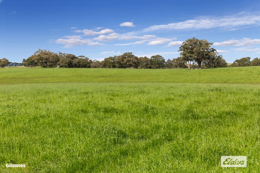 Click to view all images Mission Hill Road Road Baynton East VIC 3444 - Image 3