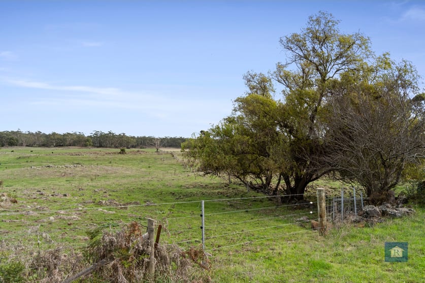 257 Sextons Rd Swan Marsh VIC 3249 - Image 2