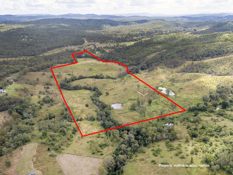 Click to view all images 385 Delaneys Road Horse Camp QLD 4671 - Image 1