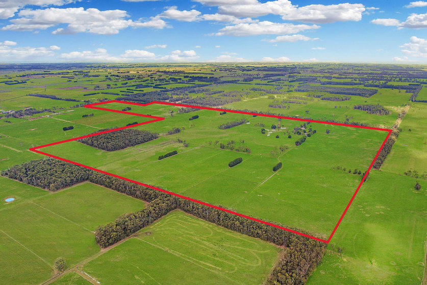 Click to view all images 156 McConnells Road Taroon VIC 3265 - Image 1