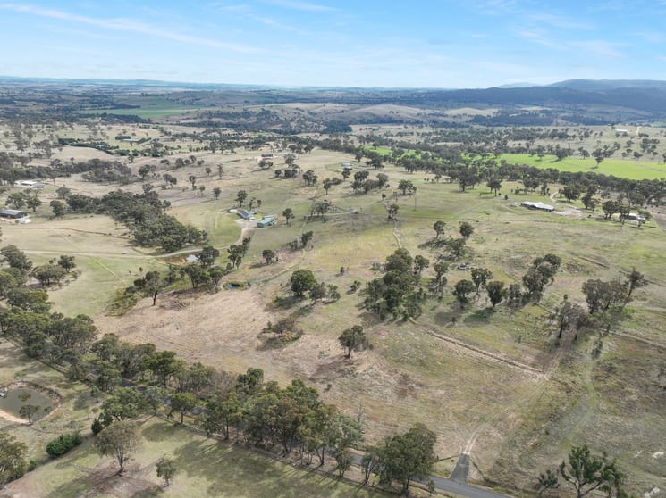 Click to view all images 1332 Carlwood Road O'connell NSW 2795 - Image 2