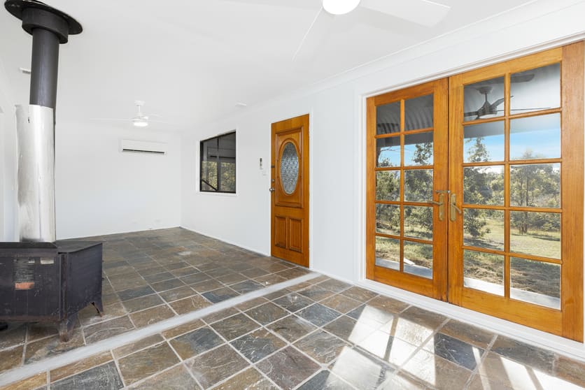 Click to view all images 409A Wollombi Road Broke NSW 2330 - Image 2