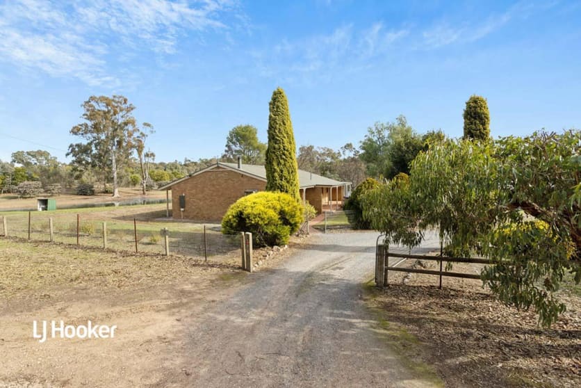 Click to view all images 28 Powell Road Kersbrook SA 5231 - Image 1