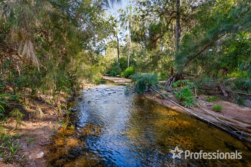 Click to view all images 363 Thornside Road Widgee QLD 4570 - Image 3