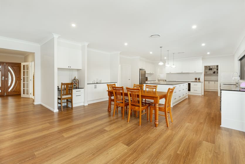 Click to view all images 51 Swain Street Belford NSW 2335 - Image 2