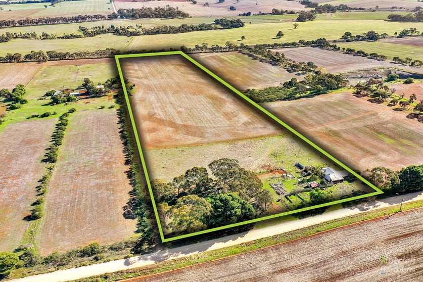 Click to view all images 209 Blocks Road Riverton SA 5412 - Image 2