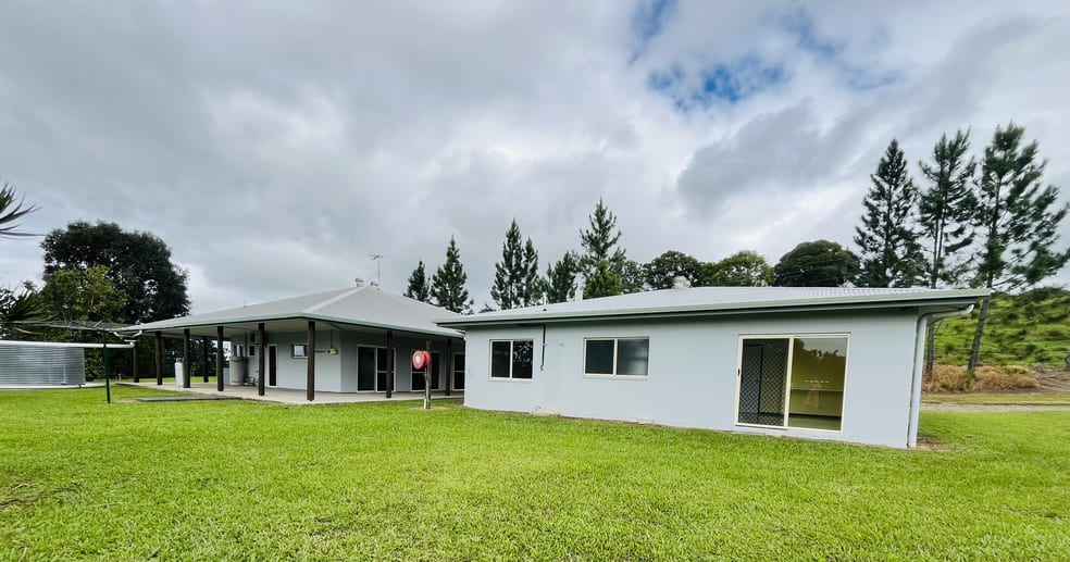 Click to view all images 1297 Mossman - Mt Molloy Rd Julatten QLD 4871 - Image 3