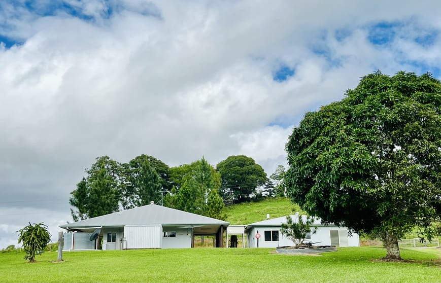 Click to view all images 1297 Mossman - Mt Molloy Rd Julatten QLD 4871 - Image 1