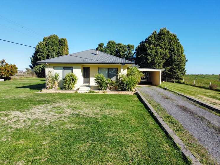 Click to view all images 119 Steicke Road Beverford VIC 3590 - Image 1
