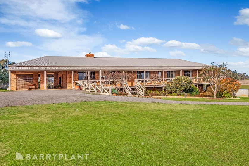 Click to view all images 690 Sugarloaf Creek Road Broadford VIC 3658 - Image 3