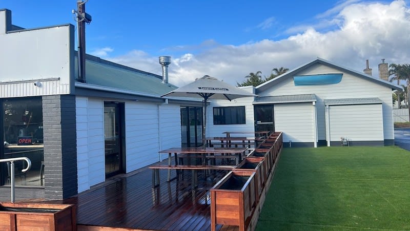 Click to view all images 2507 Point Nepean Road Rye VIC 3941 - Image 2
