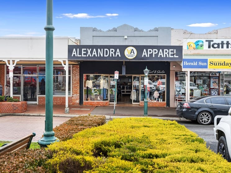Click to view all images 86 Grant Street Alexandra VIC 3714 - Image 3