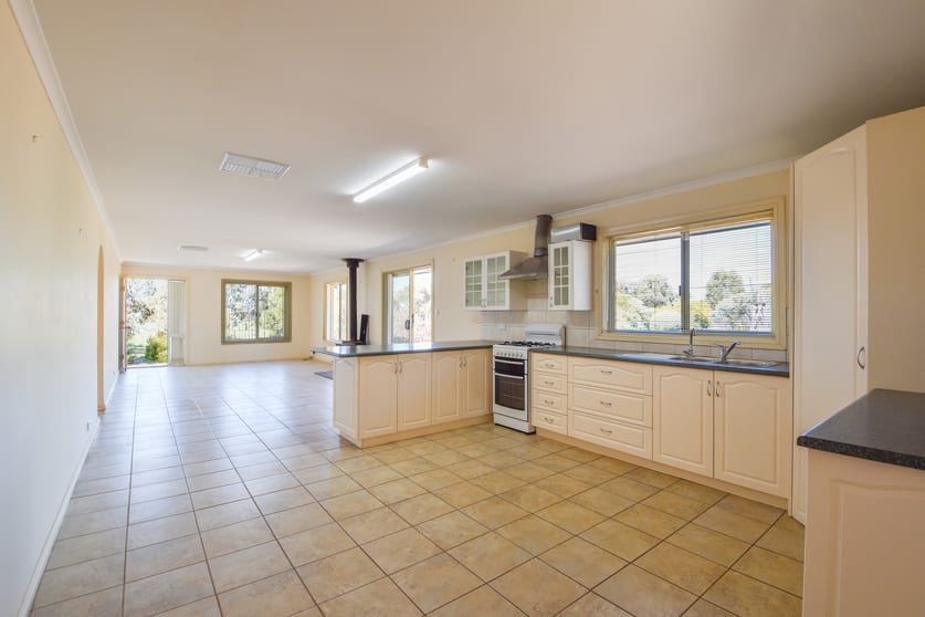 Click to view all images 596 Williams Rd Bundaleer North SA 5491 - Image 3
