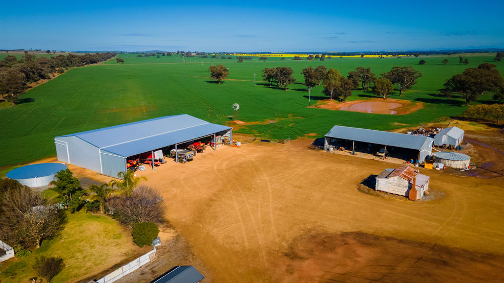 Click to view all images 'Pineview', 1440 Coolamon Road Mimosa NSW 2666 - Image 3