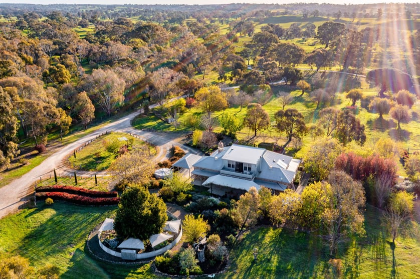 Click to view all images 175 Sugar Loaf Hill Road Mount Mckenzie SA 5353 - Image 1