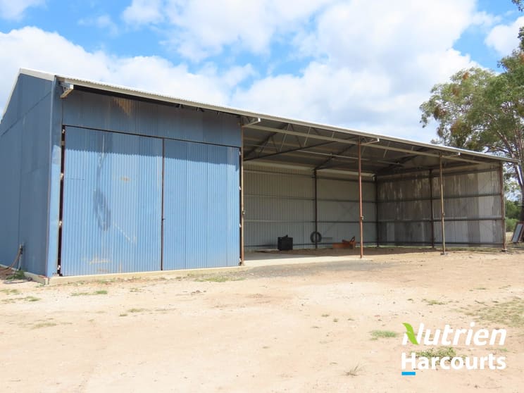Click to view all images 277 Surcingle Road Chinchilla QLD 4413 - Image 3