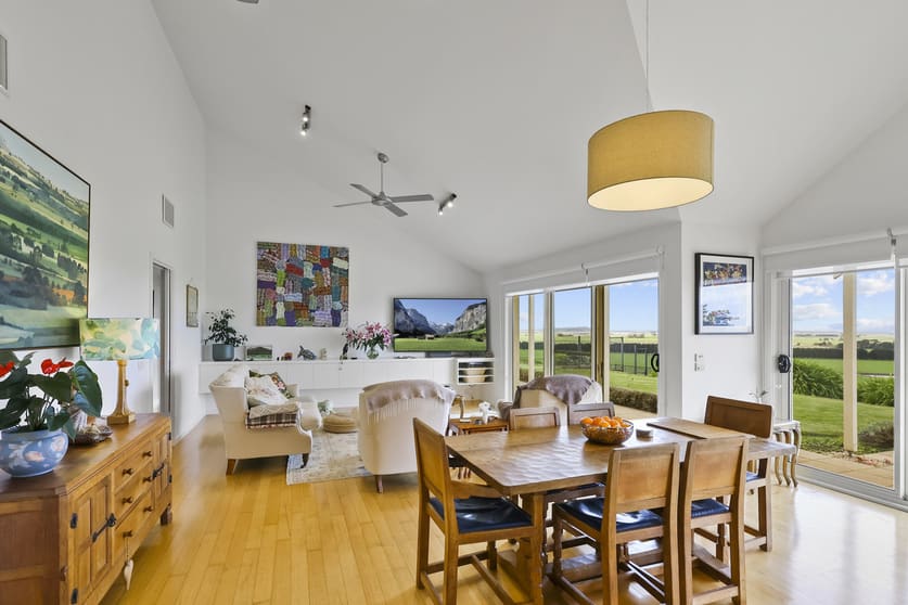 Click to view all images 625 Wiridgil Road Camperdown VIC 3260 - Image 3
